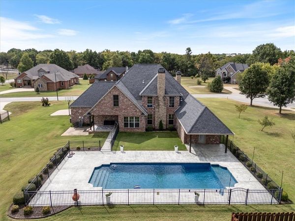 1353 Scout Trail, Siloam Springs, AR 72761