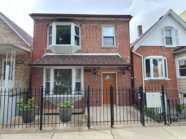 3450 S Leavitt Street , Chicago, IL 60608