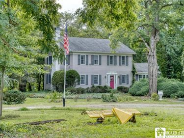 21 N Water Street, Westfield, NY 14787
