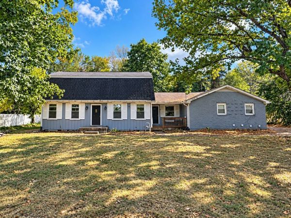 4059 Lake Pkwy, Hermitage, TN 37076