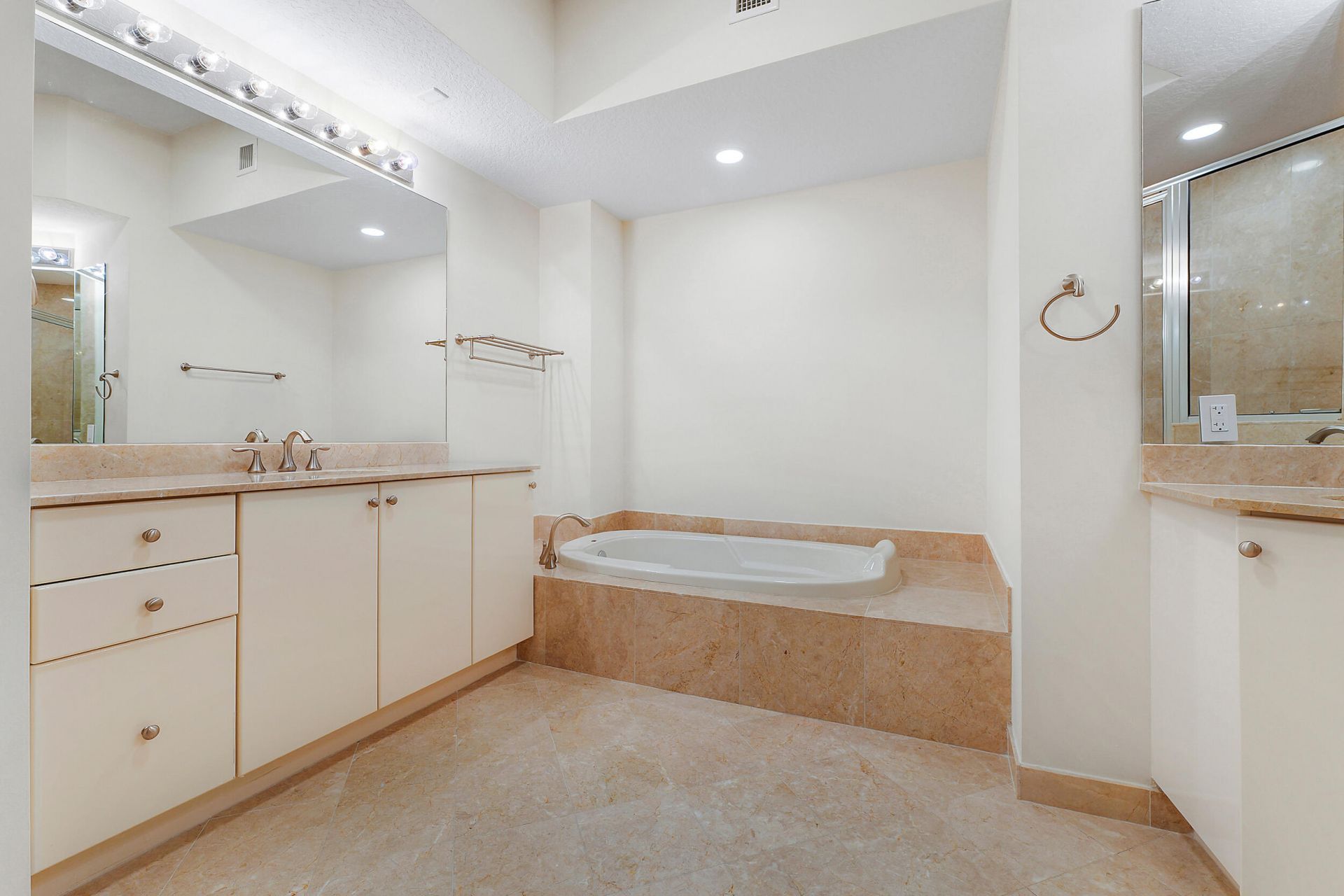 701 S Olive Avenue, Unit 1004, West Palm Beach, FL 33401 Photo