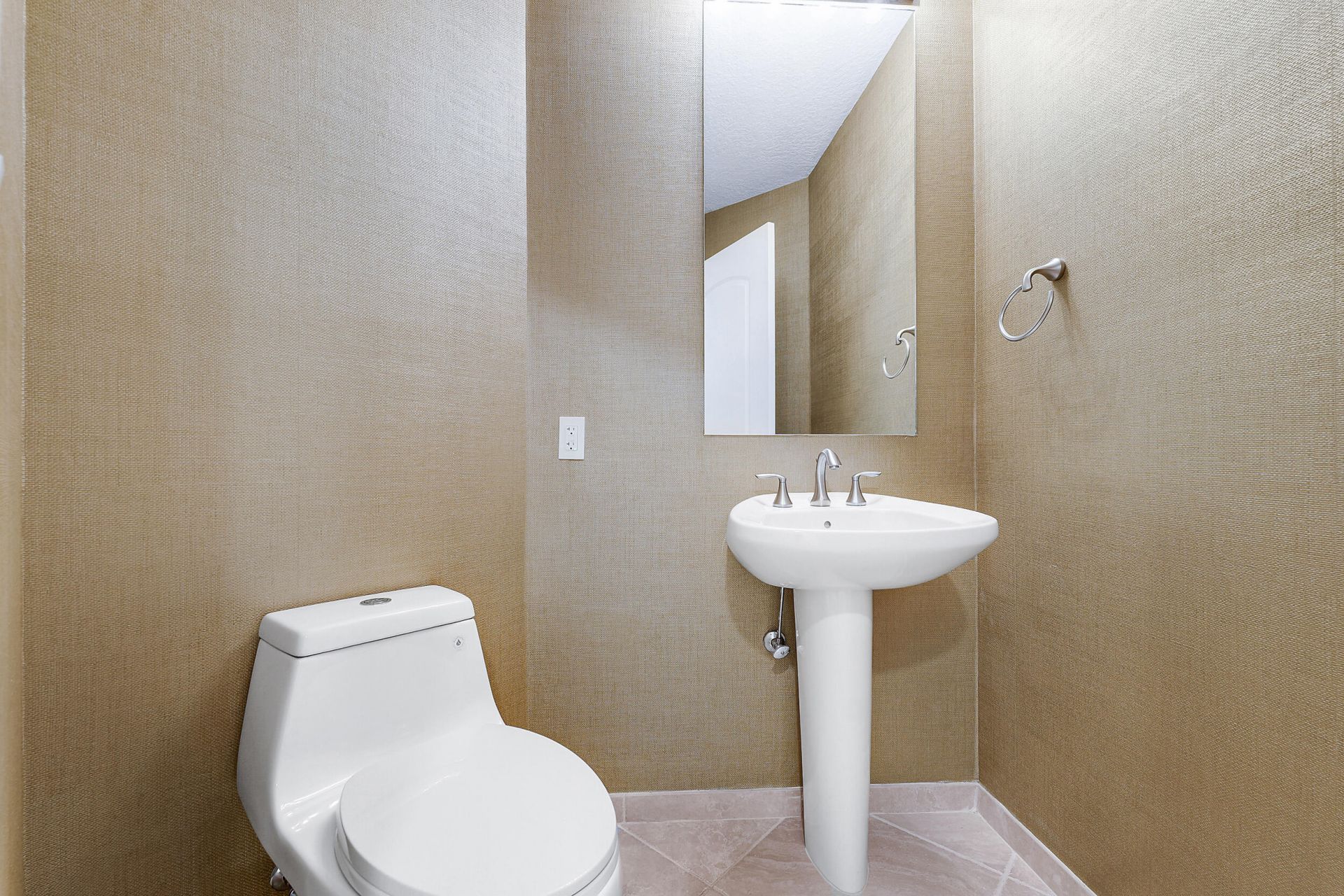 701 S Olive Avenue, Unit 1004, West Palm Beach, FL 33401 Photo