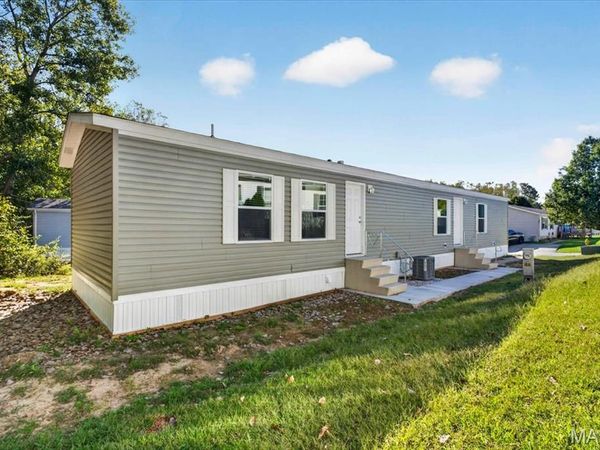 181 woodland Trails Drive, Collinsville, IL 62234