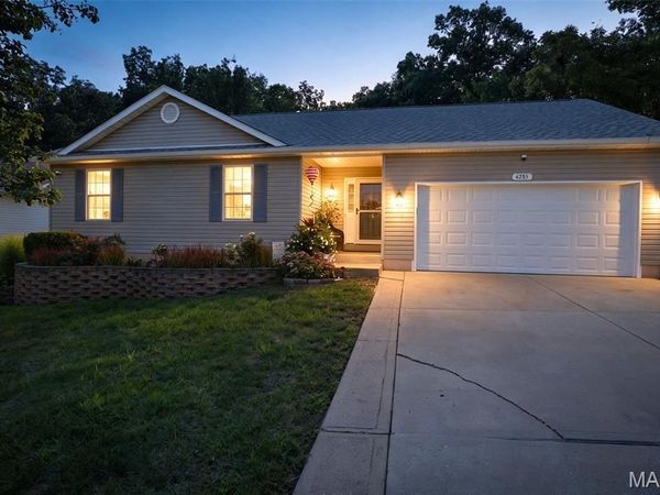 4285 NW Point Drive, House Springs, MO 63051