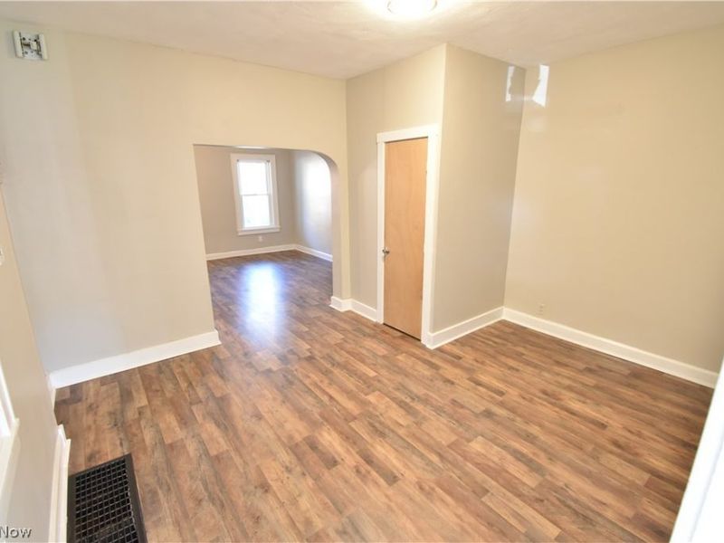 201 W Line Street, Minerva, OH 44657 Photo 5