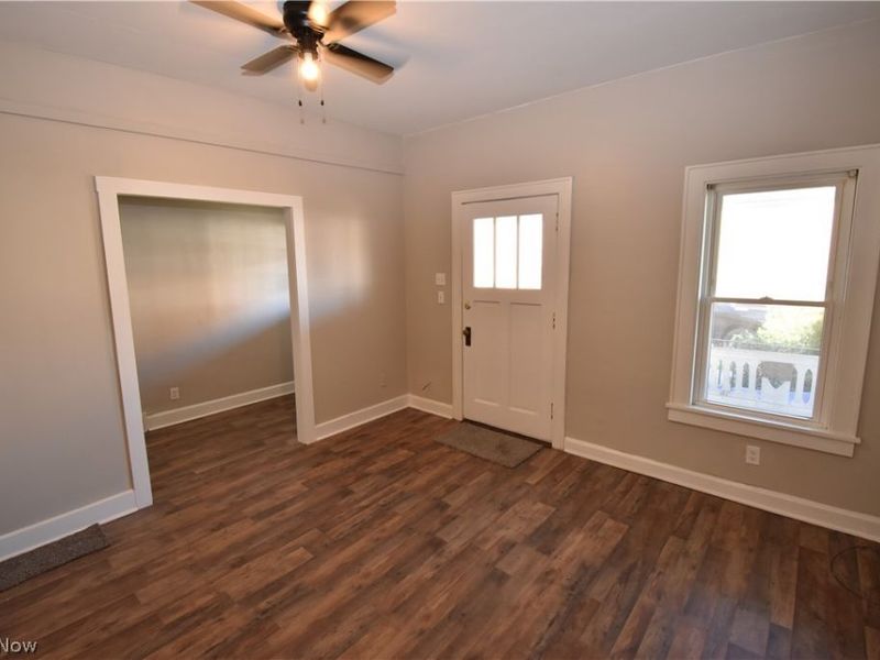201 W Line Street, Minerva, OH 44657 Photo 9