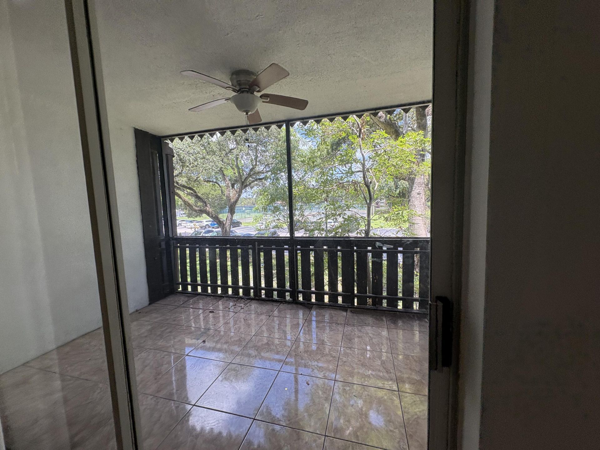 3710 Inverrary Drive, Unit 2G, Lauderhill, FL 33319 Photo