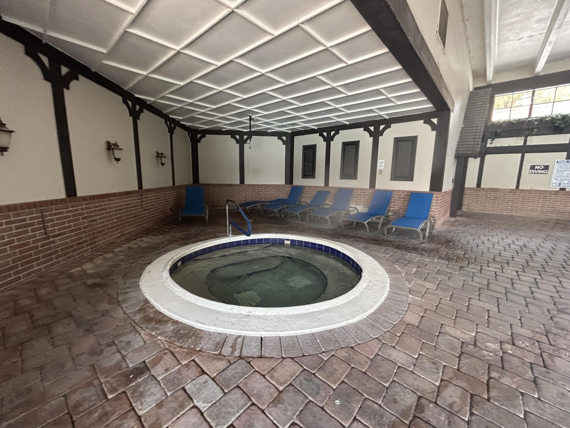 3710 Inverrary Drive, Unit 2G, Lauderhill, FL 33319 Photo