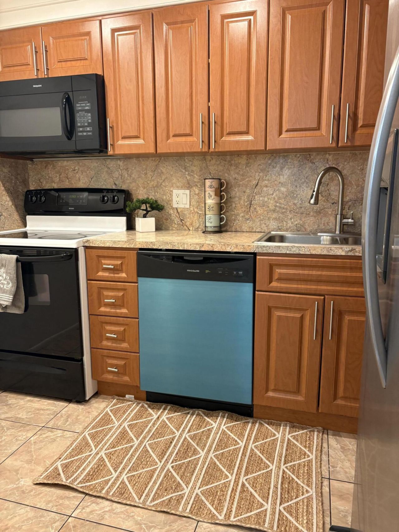 3710 Inverrary Drive, Unit 2G, Lauderhill, FL 33319 Photo