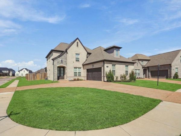 9748 JACKSON RUN LN, Cordova, TN 38018