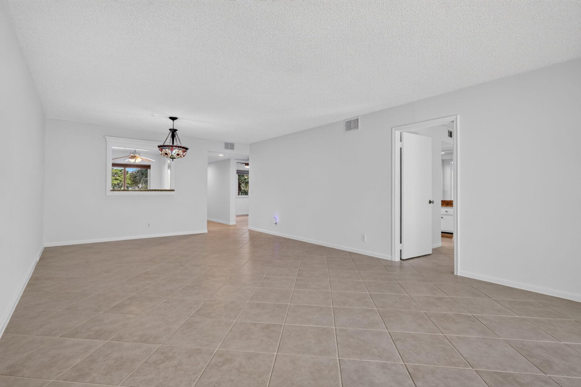 12800 SW 7th Court, Unit 307G, Pembroke Pines, FL 33027 Photo