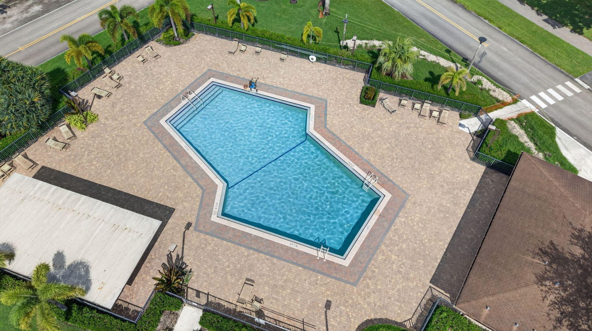 12800 SW 7th Court, Unit 307G, Pembroke Pines, FL 33027 Photo