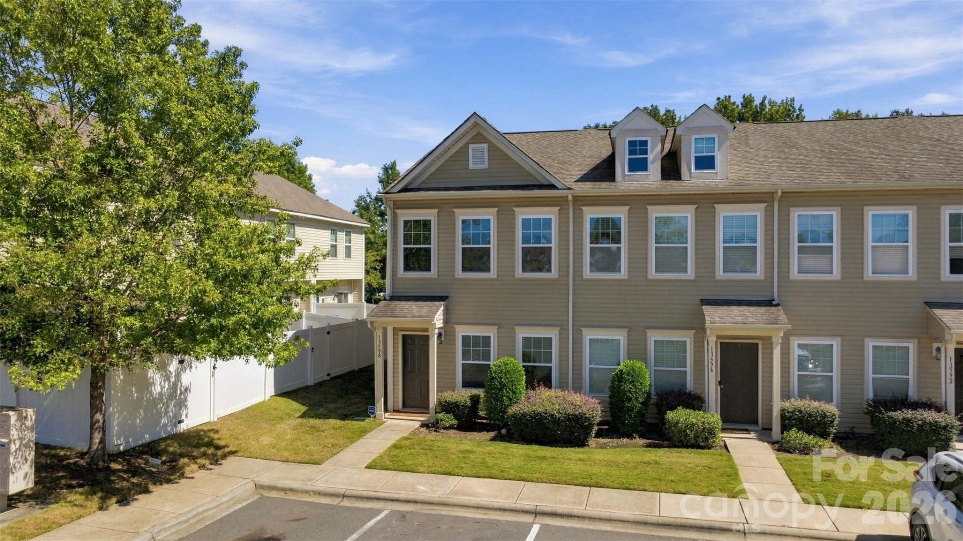 13598 Calloway Glen Drive, Charlotte, NC 28273 Main Photo