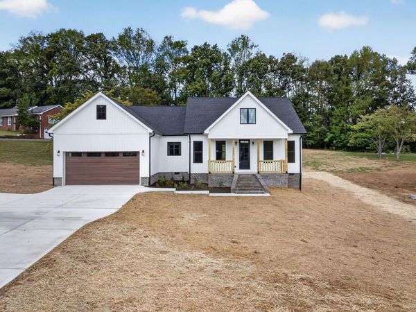 2662 Oakhurst Circle, Cookeville, TN 38506