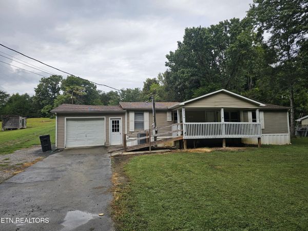 2694 White Oak Grove Rd , Morristown, TN 37813