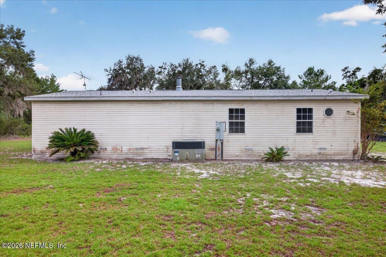 102 Center Avenue, Pomona Park, FL 32181 Photo