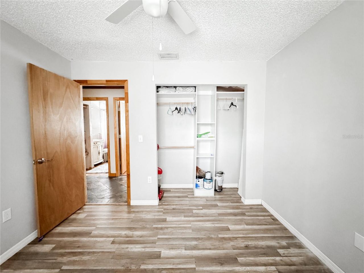 2751 72nd Avenue Drive E, Sarasota, FL 34243 Photo