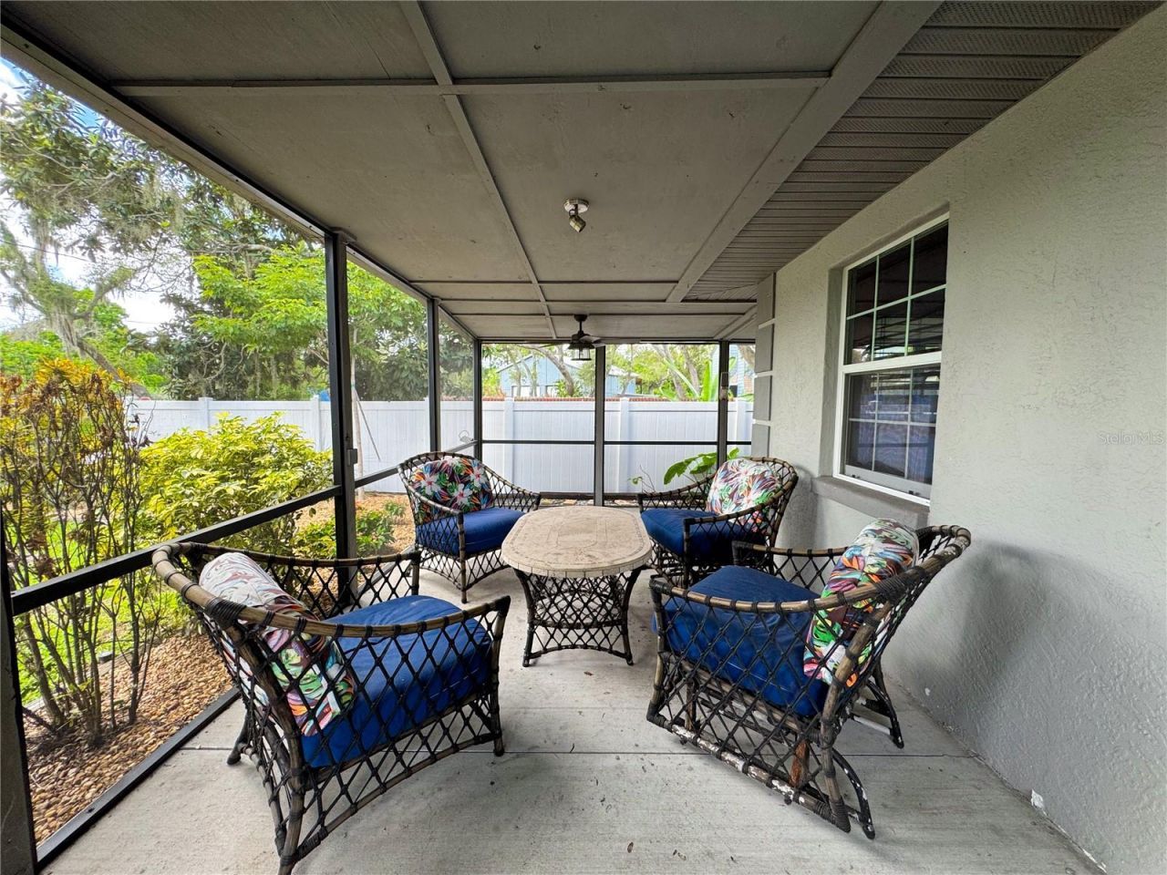 2751 72nd Avenue Drive E, Sarasota, FL 34243 Photo