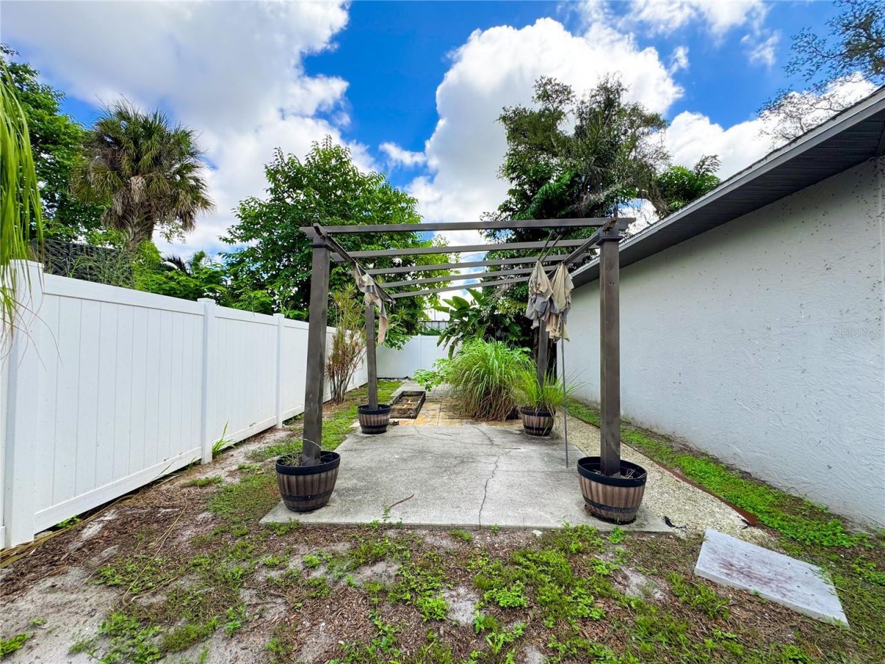 2751 72nd Avenue Drive E, Sarasota, FL 34243 Photo