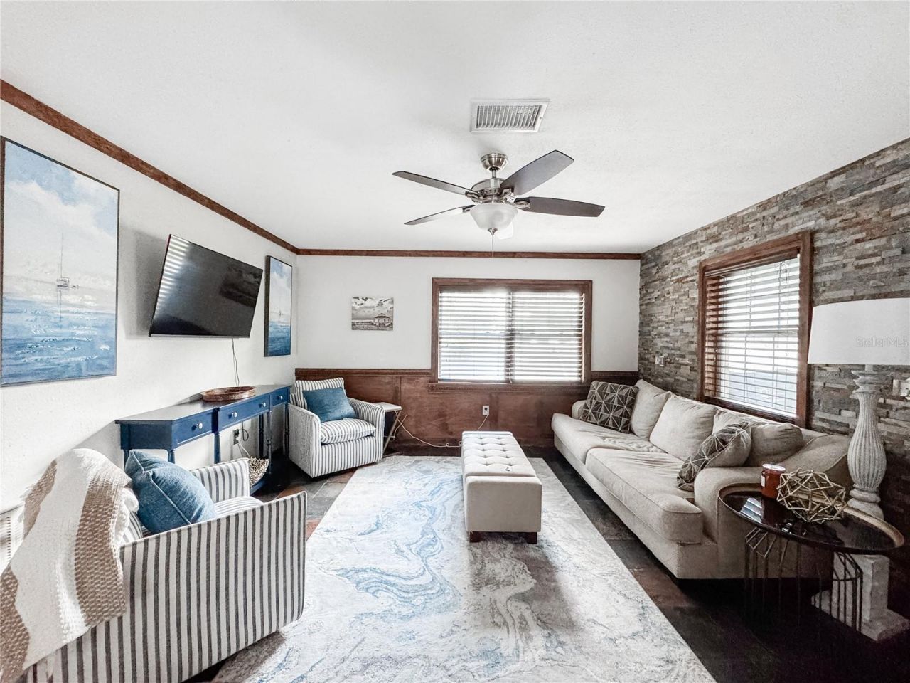2751 72nd Avenue Drive E, Sarasota, FL 34243 Photo