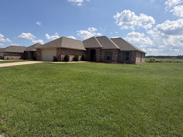 345 Brannan Avenue, Byram, MS 39272