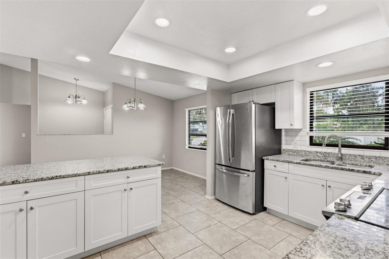 2475 Wood Oak Drive, Sarasota, FL 34232 Photo