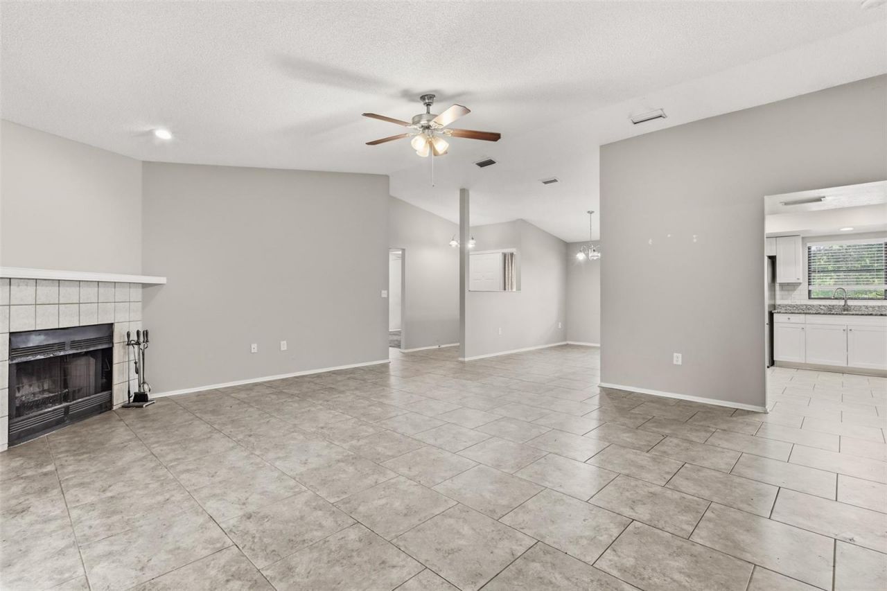 2475 Wood Oak Drive, Sarasota, FL 34232 Photo
