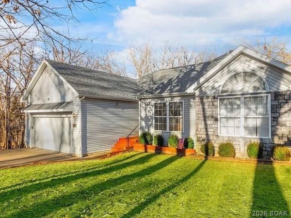1122 Kays Point Road, Four Seasons, MO 65049