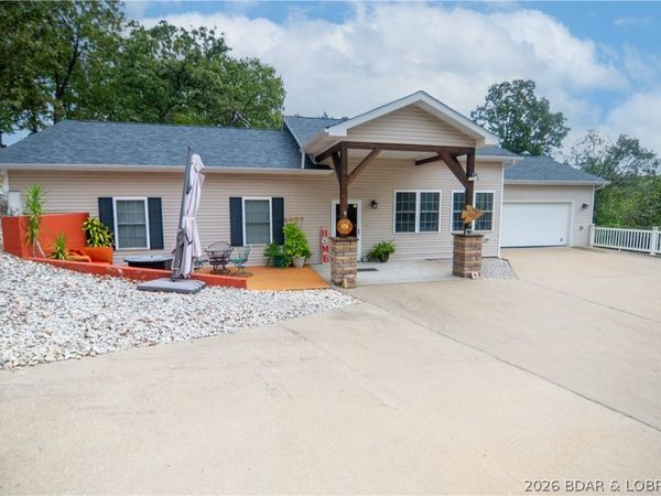 1127 Paradise Lane, Osage Beach, MO 65062