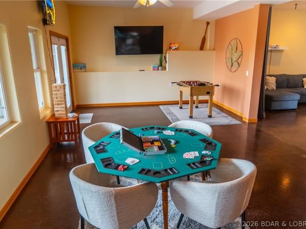 31342 Bittersweet Lane , Rocky Mount, MO 65072