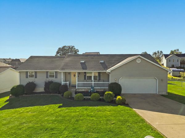 5065 Northcrest Drive , Nashport, OH 43830