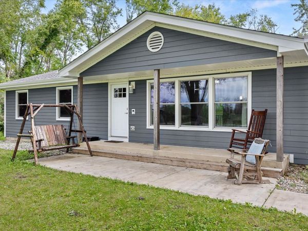 1625 S Sangamon Street , Crete, IL 60417