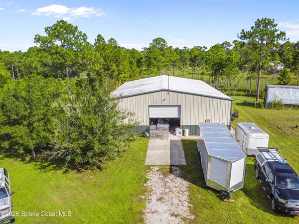 13250 83rd Street , Fellsmere, FL 32948