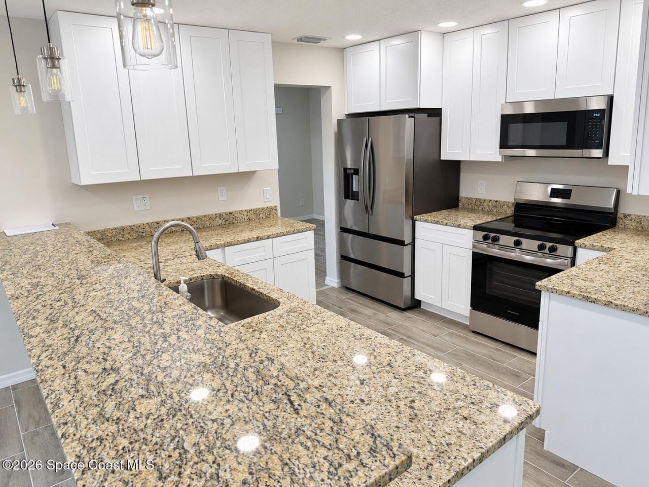 1240 Coventry Circle , Melbourne, FL 32904 Photo
