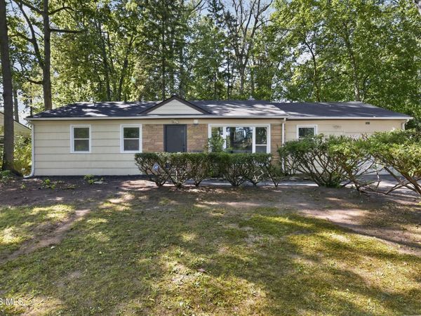 5045 Fairgreen Drive, Toledo, OH 43613