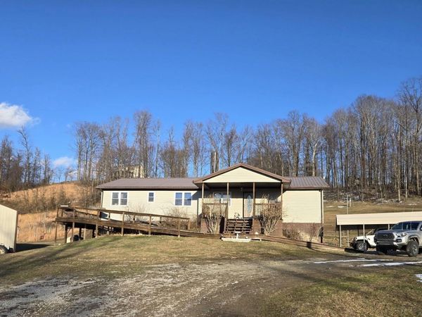 4790 Widen Dille Road, Birch River, WV 26610