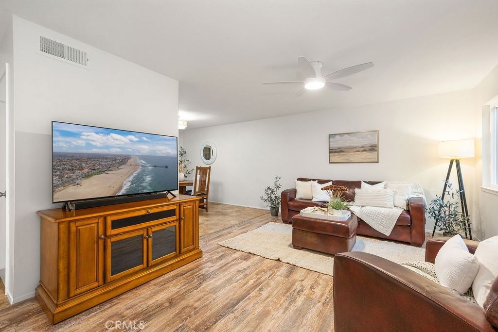 10166 Disney, Huntington Beach, CA 92646 Main Photo