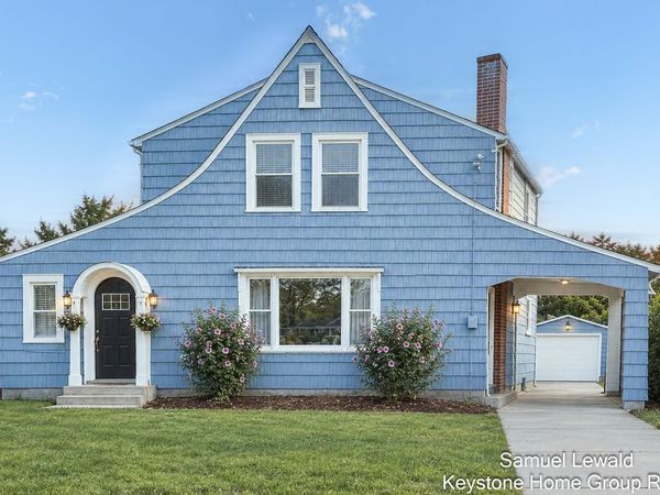 213 E Milham Avenue, Portage, MI 49002