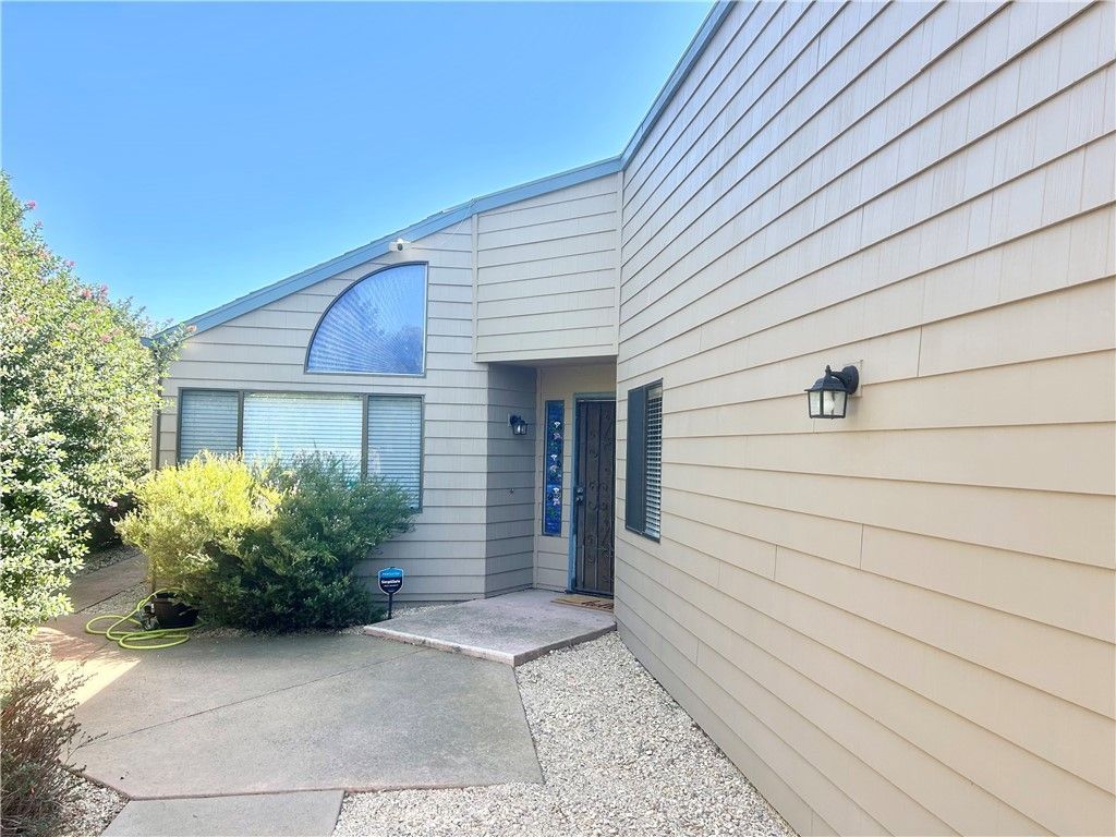 1428 Oakridge Park Rd, Santa Maria, CA 93455 Main Photo