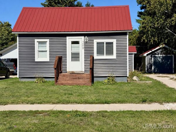 208 W Victory Way, Newberry, MI 49868