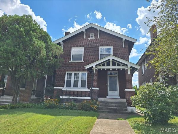 5834 Waterman Boulevard , St Louis, MO 63112