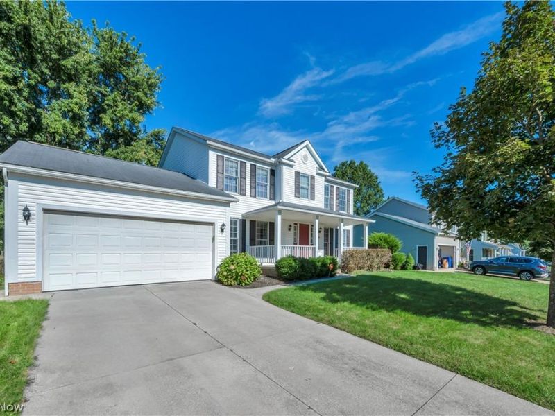 5698 Halwick Drive, Ravenna, OH 44266 Photo 2