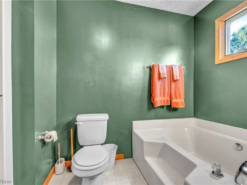5698 Halwick Drive, Ravenna, OH 44266 Photo 32