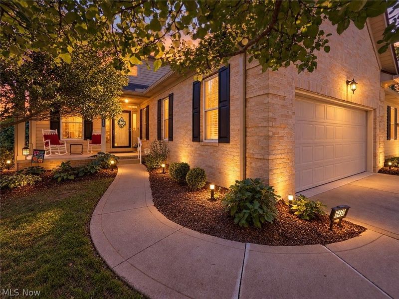 6450 Pebble Beach Drive NW, Canton, OH 44718 Photo 1