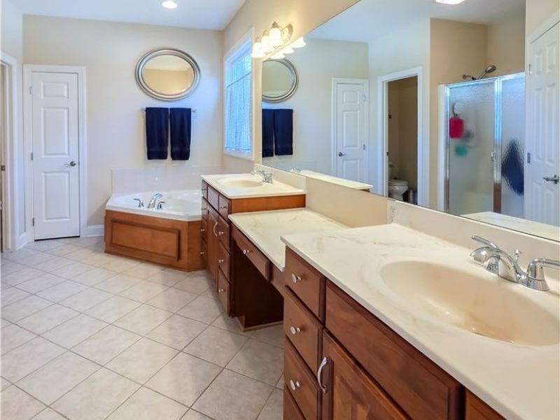 6450 Pebble Beach Drive NW, Canton, OH 44718 Photo 16