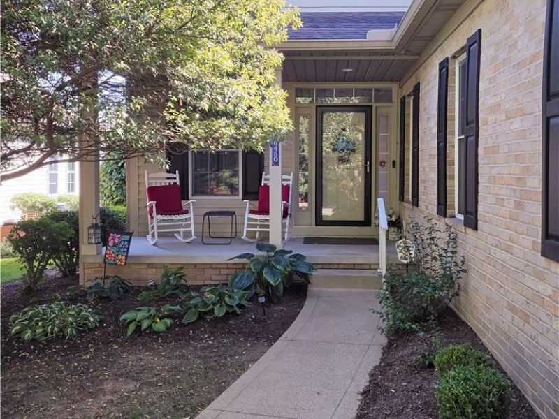 6450 Pebble Beach Drive NW, Canton, OH 44718 Photo 2