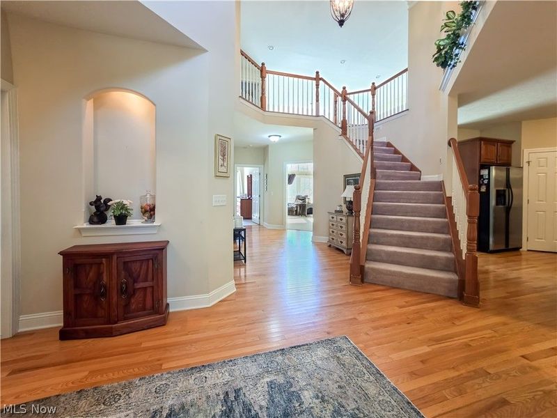 6450 Pebble Beach Drive NW, Canton, OH 44718 Photo 4
