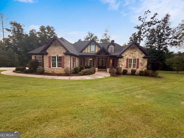 7510 Sunridge Lane, Douglasville, GA 30135