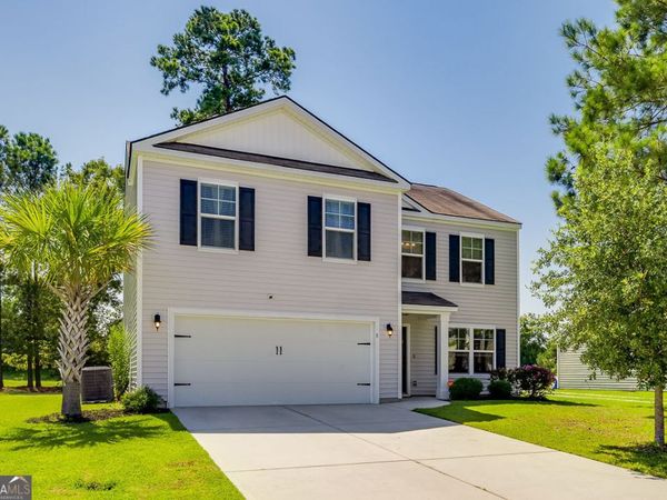8 Hawkhorn Court, Savannah, GA 31407