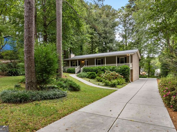 3465 Broxton Mill Way, Snellville, GA 30039